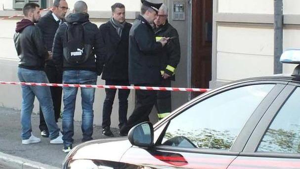 Una lattina usata come silenziatore