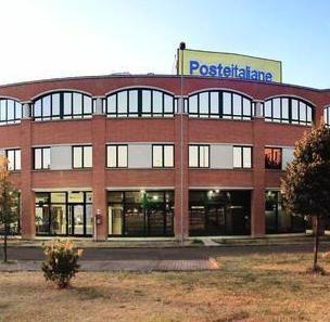Sciopero davanti alle Poste 