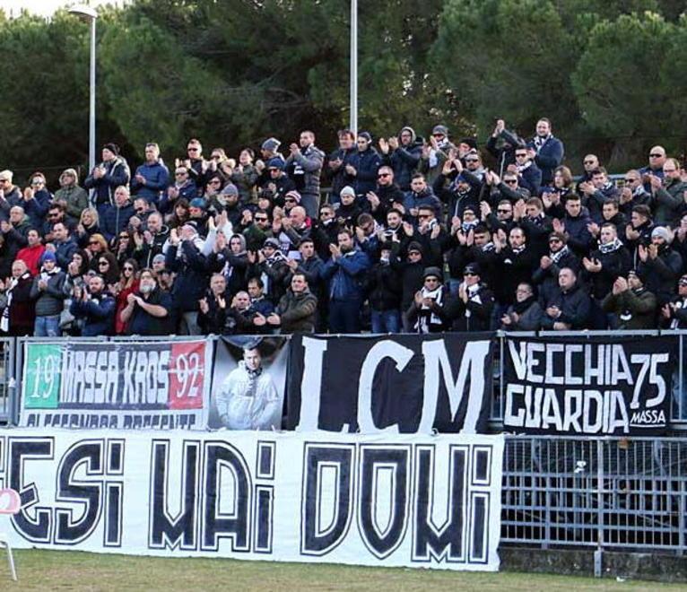 In mille per Gianfrà, “ragazzone” allegro col cuore bianconero 
