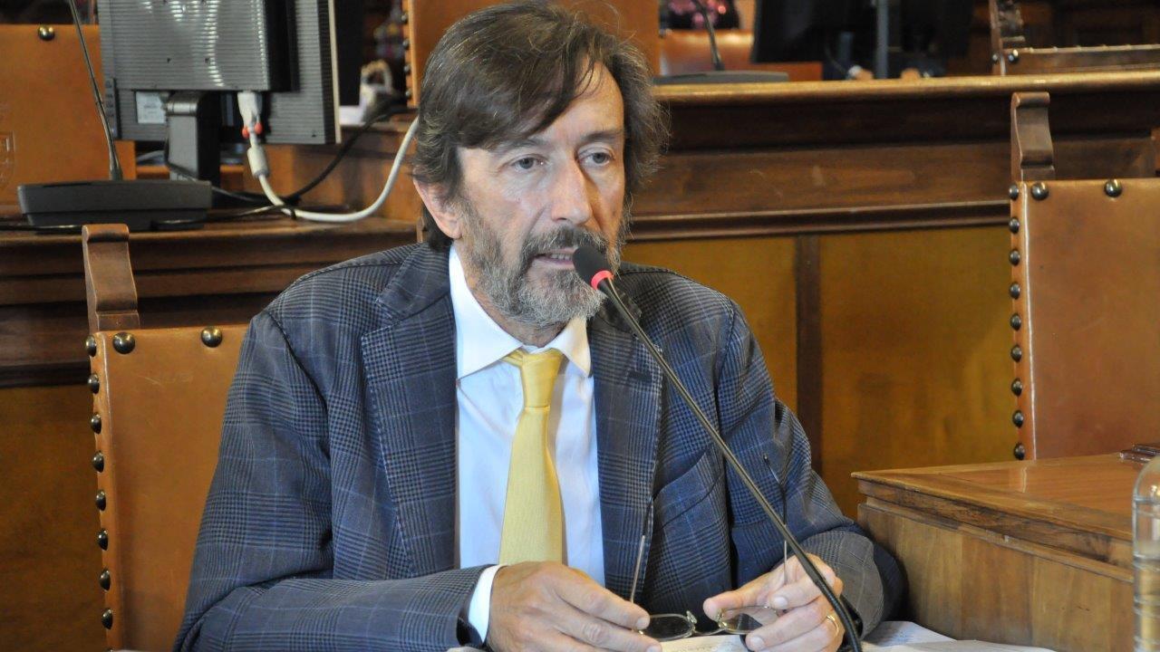 Il preside del Buzzi Erminio Serniotti