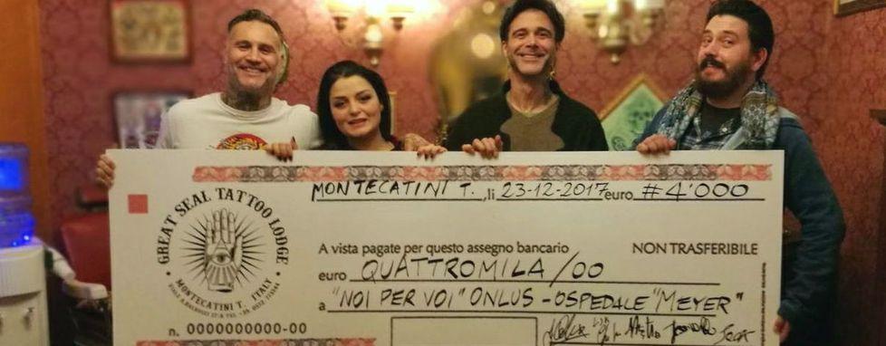 Dai tatuaggi aiuti per il Meyer 