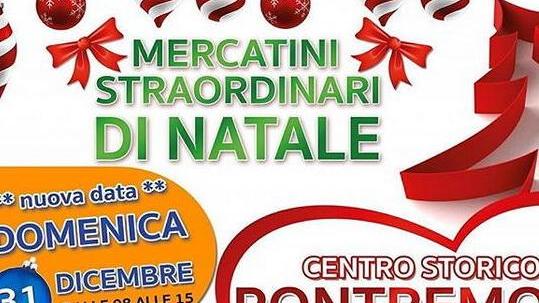 Al mattino il mercato la sera la festa in piazza
