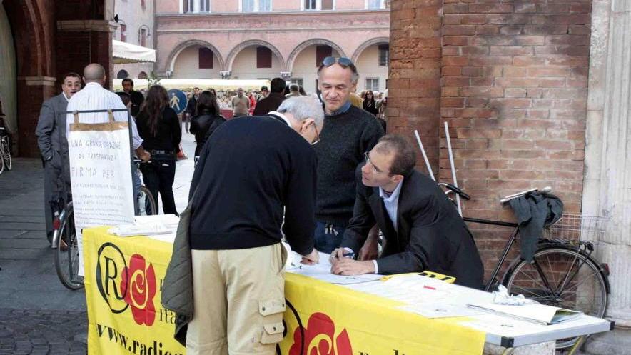 Firme elezioni, appello dei Radicali
