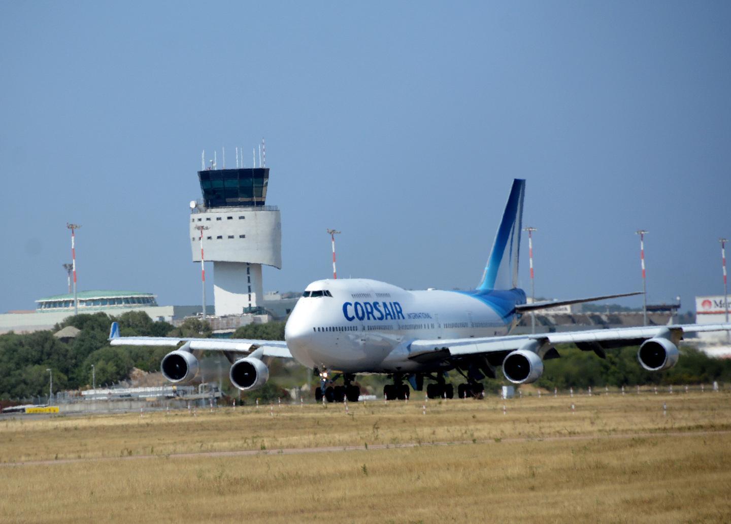 Trasporti aerei in Sardegna, anche la Gallura punta all’alleanza tra scali 