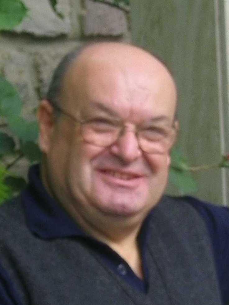 La campagna della Cei per padre Petrelli