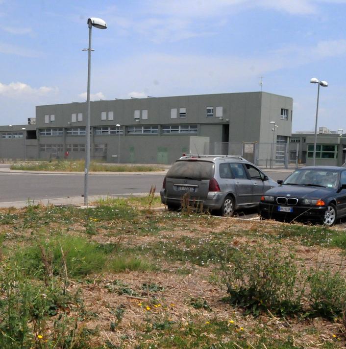 Agente penitenziario aggredito da un detenuto 