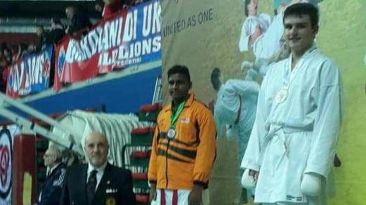 Giulio, karateka di 13 anni è campione del mondo
