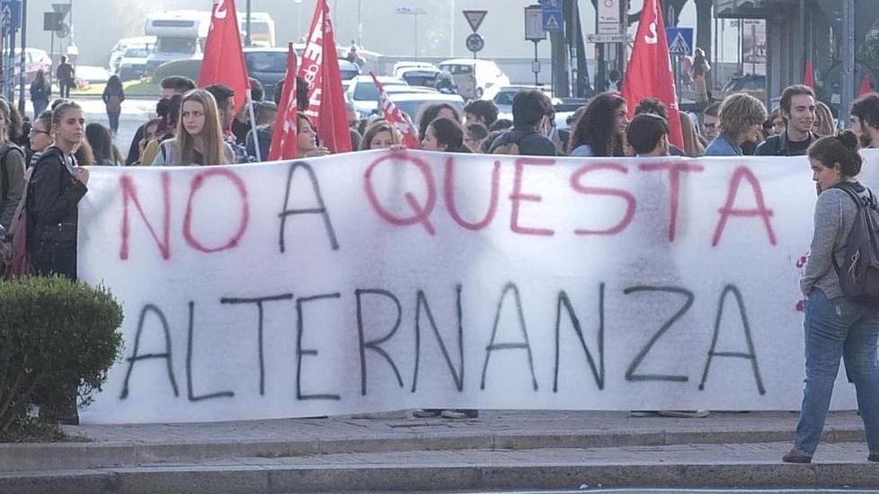 Io, liceale trattata come una sguattera