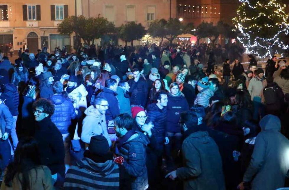 Musica nelle cuffie c’è la “silent disco” 