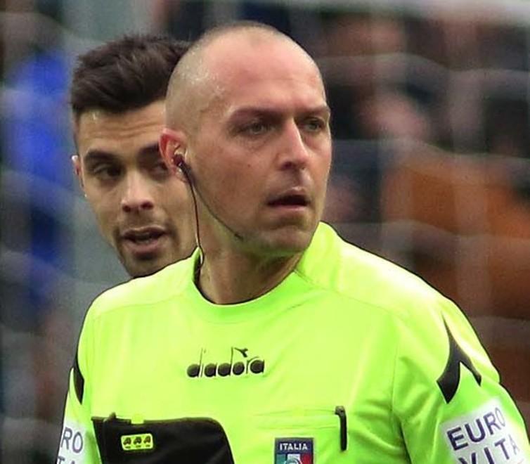 Bestia nera spallina Penalty inesistente
