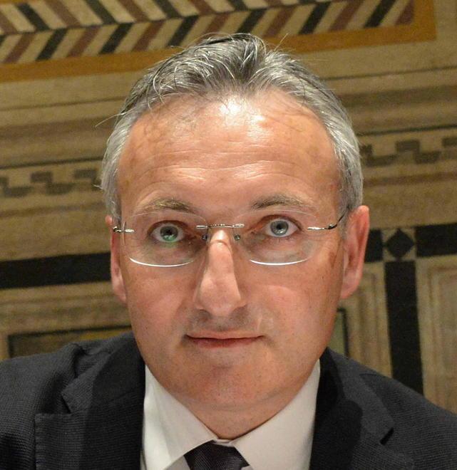 Abuso edilizio (sanato) appanna l’immagine del delfino del sindaco 