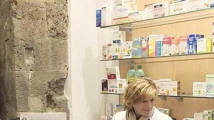 Resta in carcere il rapinatore della parafarmacia
