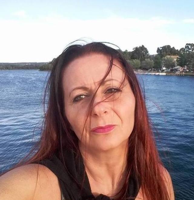  Tante donne al lavoro per mantenere le tradizioni del borgo