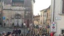 La mega calza abbraccerà tutto il paese
