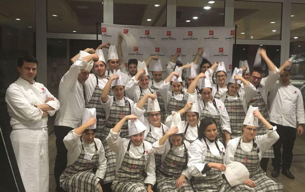 In 24 superano gli esami di chef 
