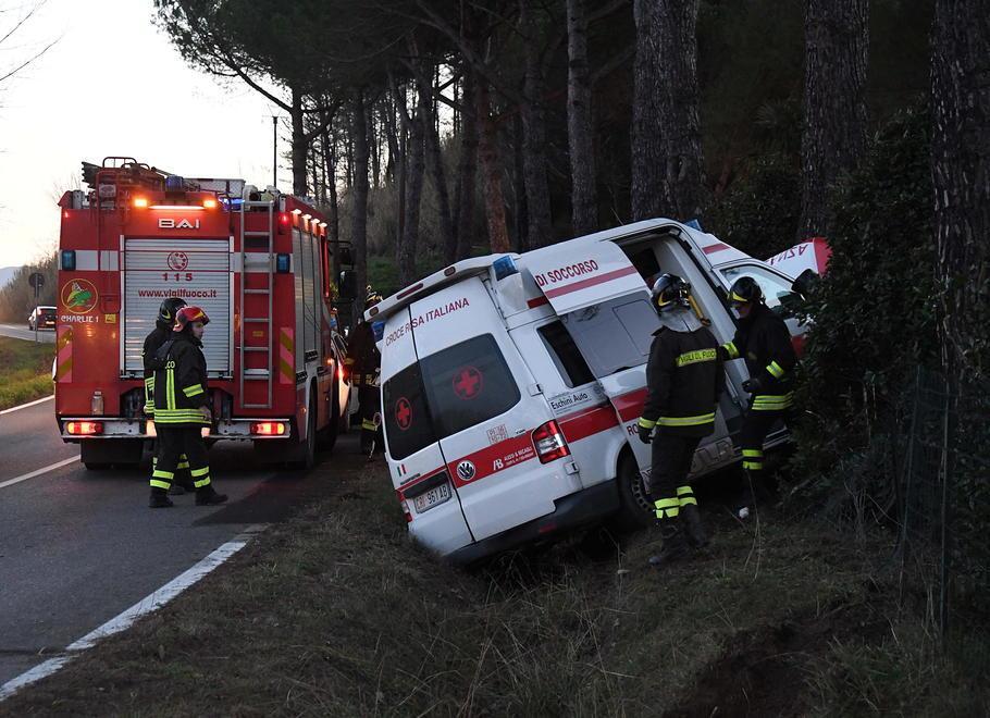 Lo dimettono, ma poco dopo deve tornare in ospedale 