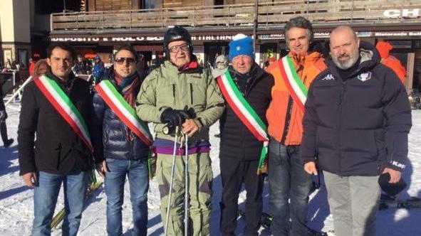 Romano Prodi si diverte sul Cimone