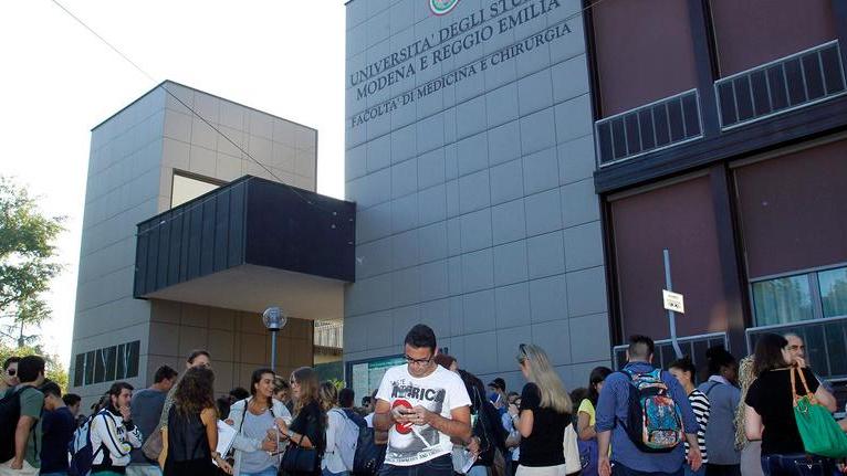 «Stabilizzare subito i precari»