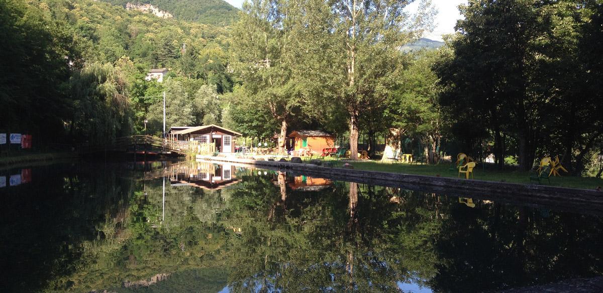 Fanano, rubano 150 chili di trote al lago 