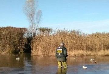 Una guardia volontaria del Wwf in Padule 