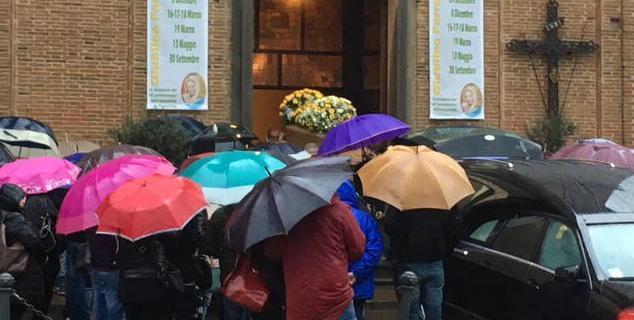 In tanti per l’addio a Fabio Russolillo 