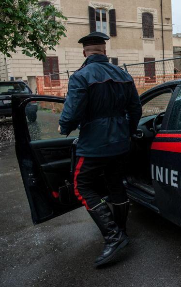 Trovato con la droga in piazza Dante