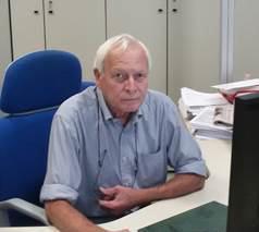 L’addio a Elise, impiegato innamorato del suo lavoro 