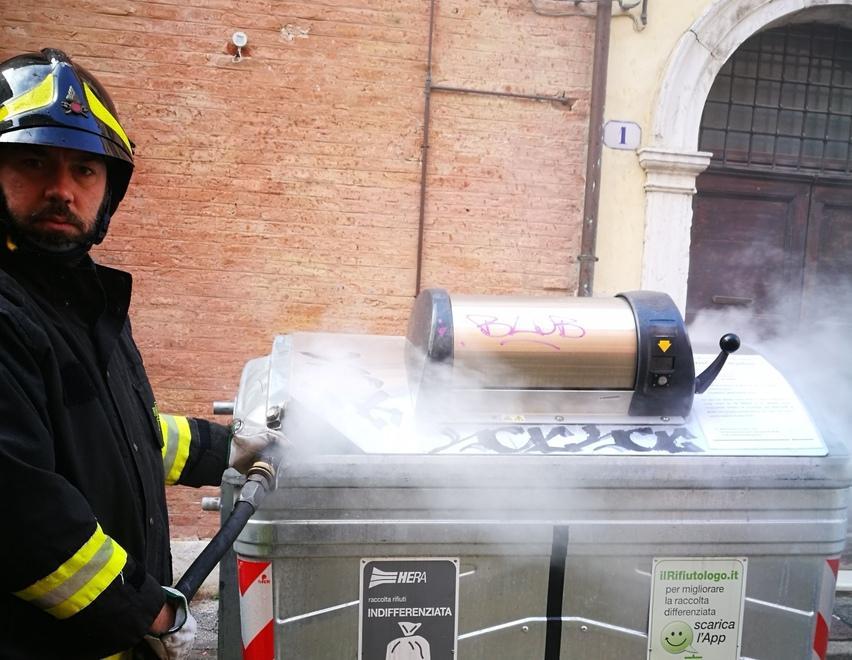 Calotte anti-petardo Pochi “botti” di fine anno
