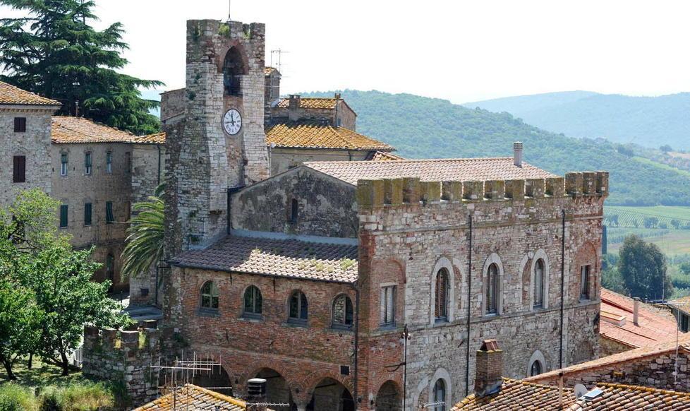 Il Pd: «Siete in difficoltà, e così offendete»