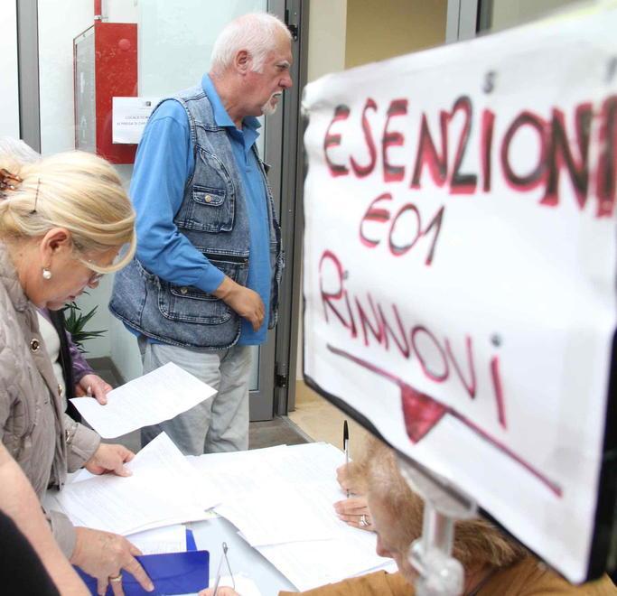 Esenzioni da reddito: si rinnovano da lunedì prossimo