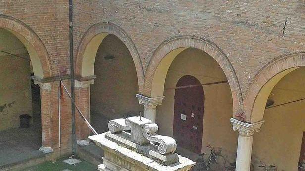 Da Schifanoia ai Diamanti tesori godibili solo a metà