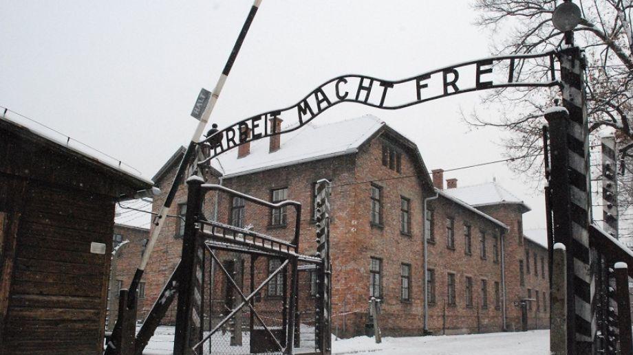 Progetto Auschwitz, domande in scadenza 