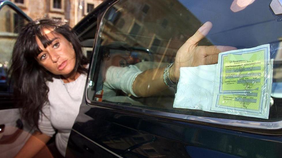 I reggiani cambiano auto calano i premi assicurativi