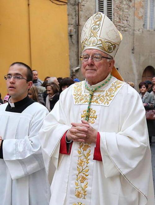 Marcia della pace con il vescovo 