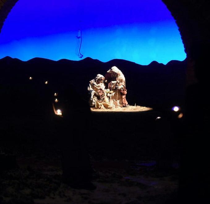 Aperto (alla sera) il presepe in San Pietro Somaldi