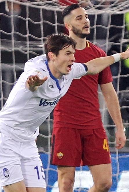 Una Roma in bambola L’Atalanta domina e sbanca l’Olimpico