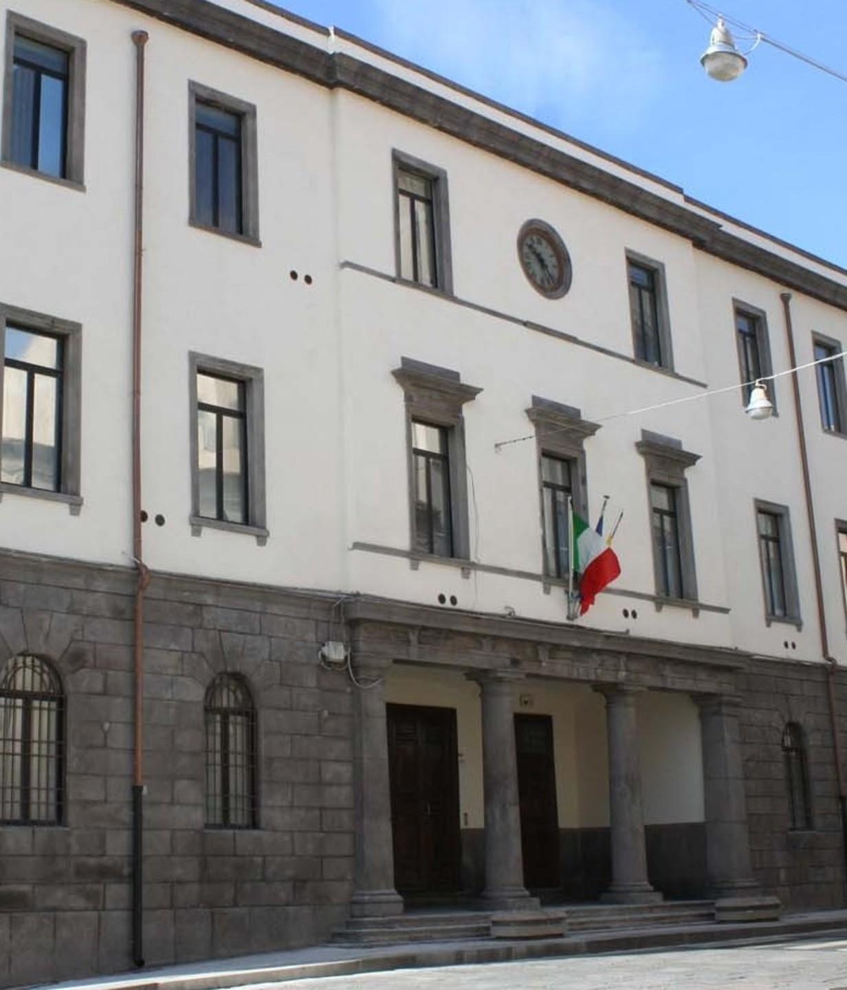 «Una fase politica negativa per la città»