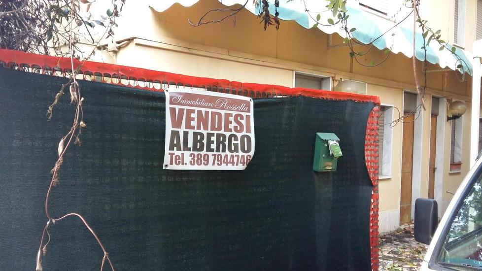 In vendita a Marina due storici alberghi