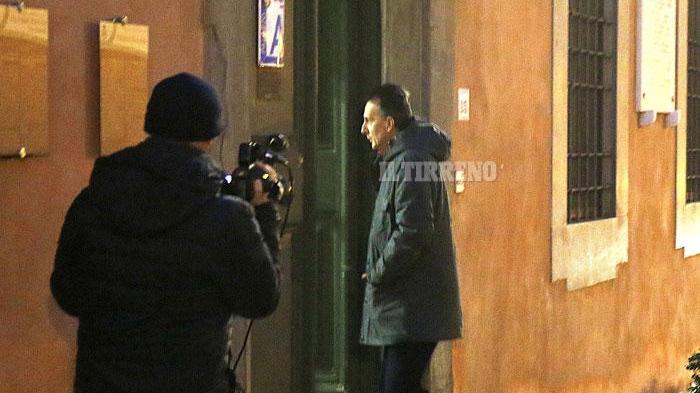 Antonio Logli torna al lavoro in Comune (foto Fabio Muzzi)