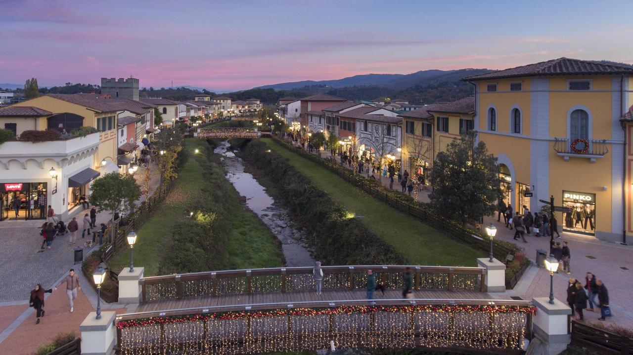Ai pisani piace il mega outlet di Barberino