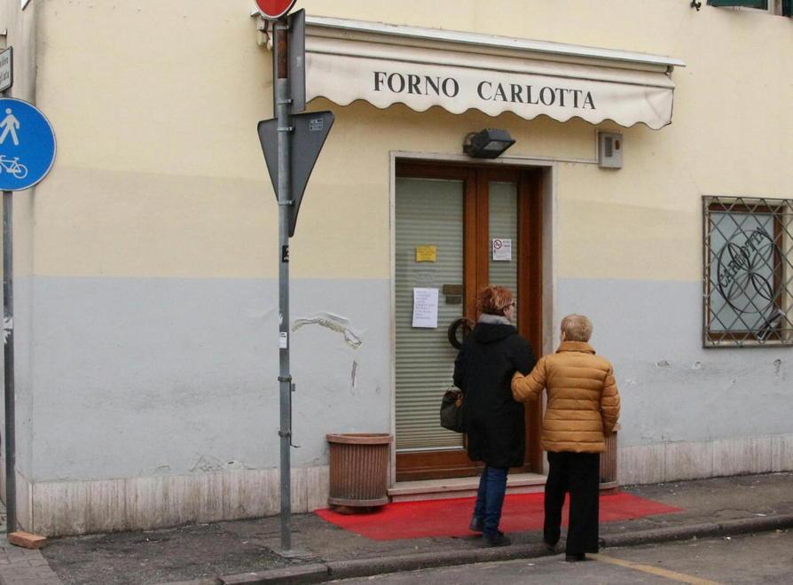 Controlli a tappeto dei Nas un giorno di stop al panificio 