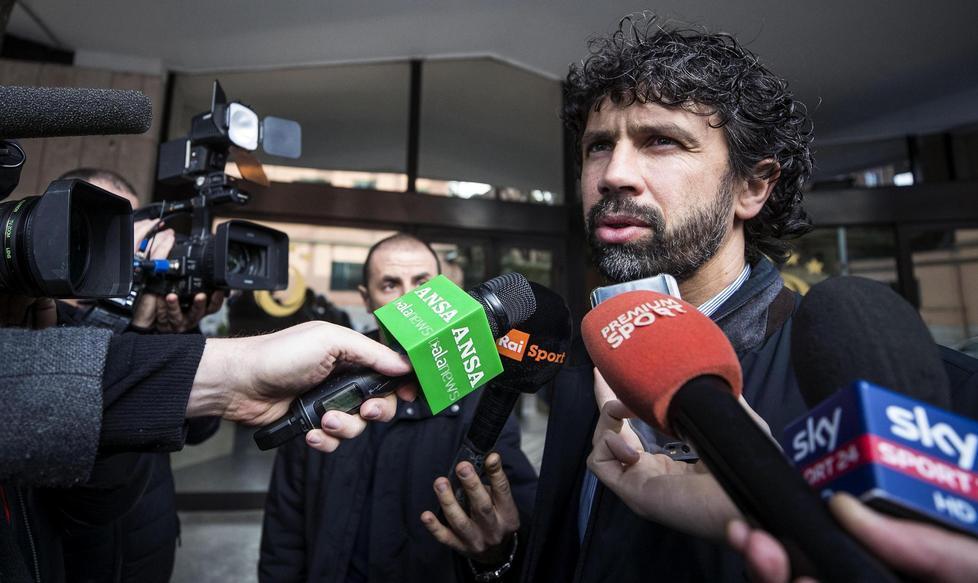 Corsa alla Federcalcio, si parte nel caos