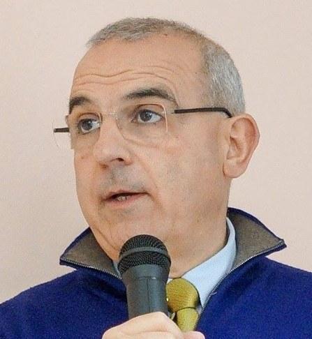 Aerei, scontro sulla continuità 