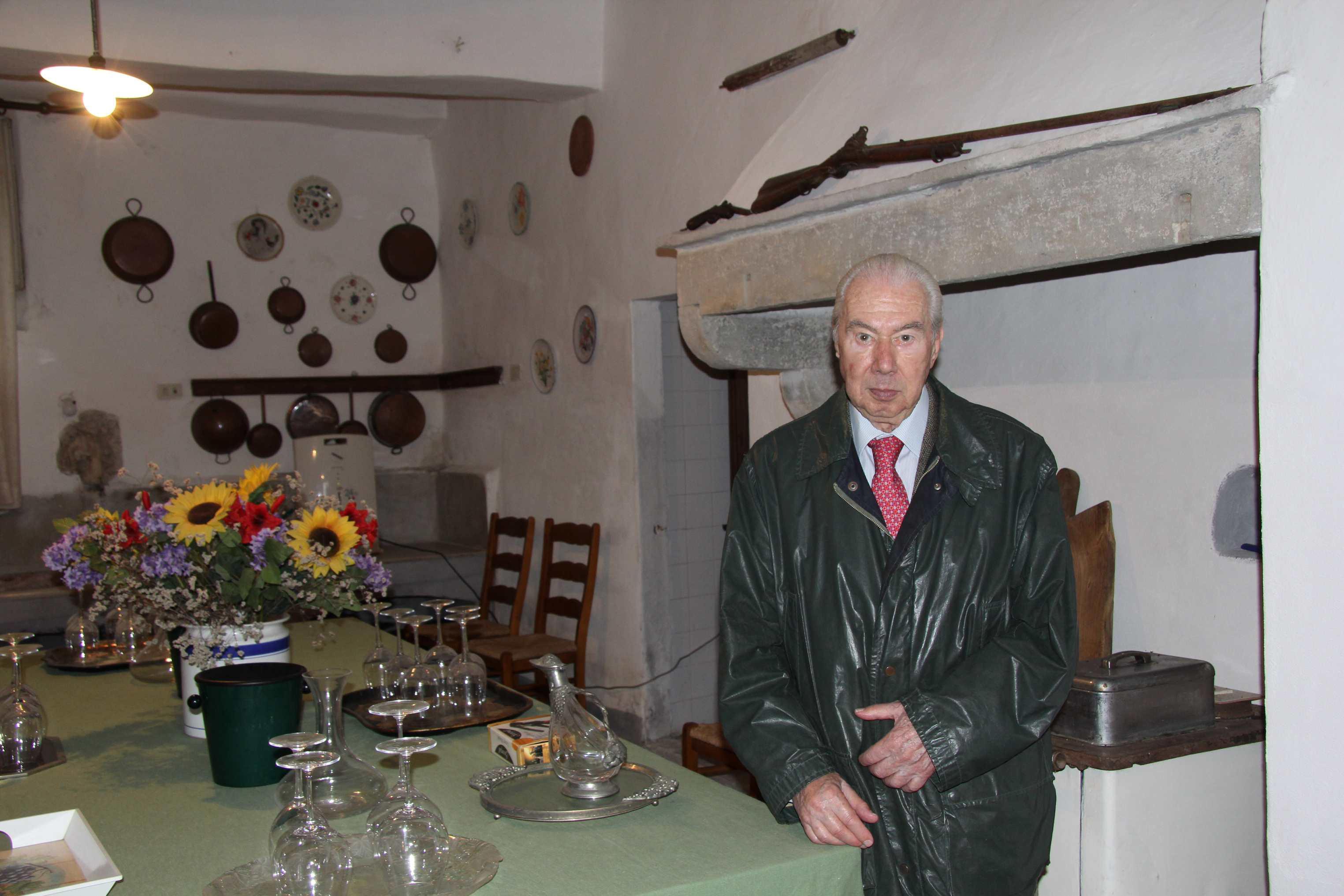 Vittorio Pancrazi in una foto di qualche anno fa nella Tenuta di Bagnolo (foto Batavia)