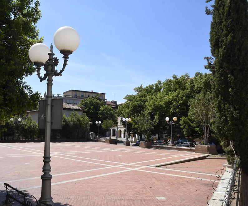 Piazza San Francesco (foto Agenzia Bf)