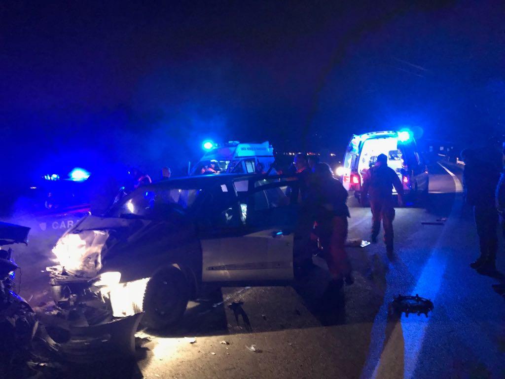 Tre auto coinvolte in un incidente sulla 389: sette feriti