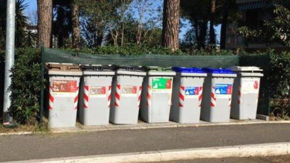 La raccolta porta a porta slitta ancora, forse al 29