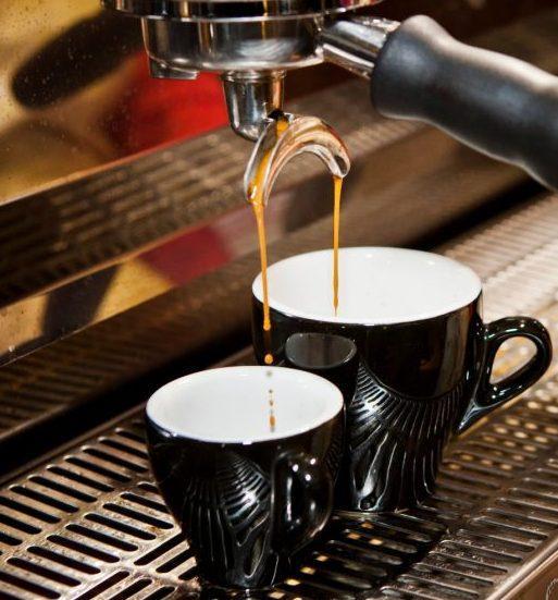 Barman o agenti commerciali Partono le iscrizioni ai corsi 