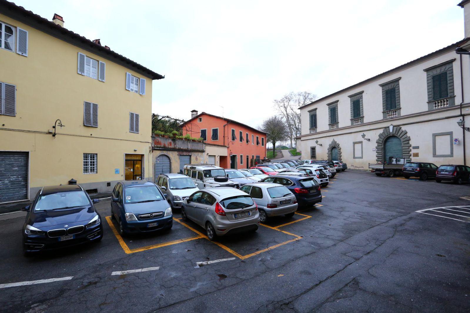 Lavori, nelle piazze via 22 parcheggi
