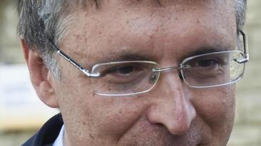 L’appello a Cantone: il sorteggio è una pratica ignobile e va abolita